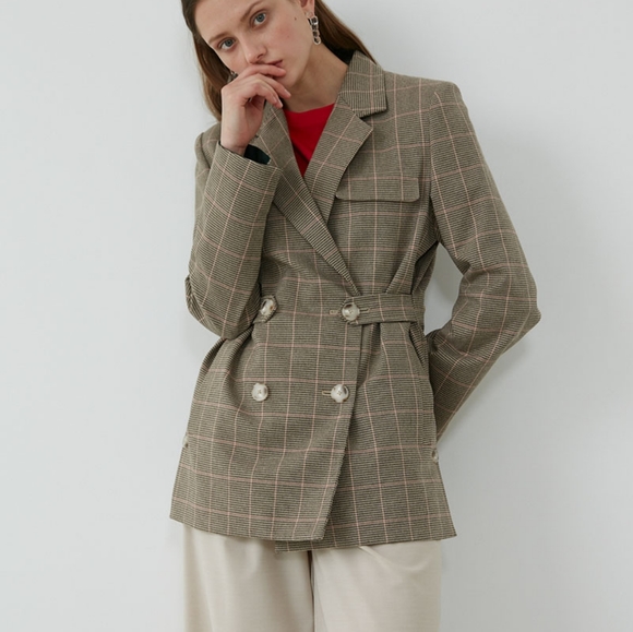 ENOR Waist Line Control Over Jacket - Picture 2 of 9